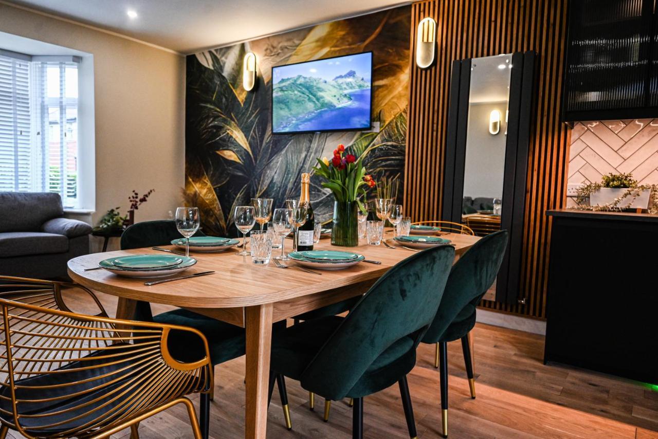 Holiday home The Dodsworth Modern 4 Bedroom House, Sleeps 8 *