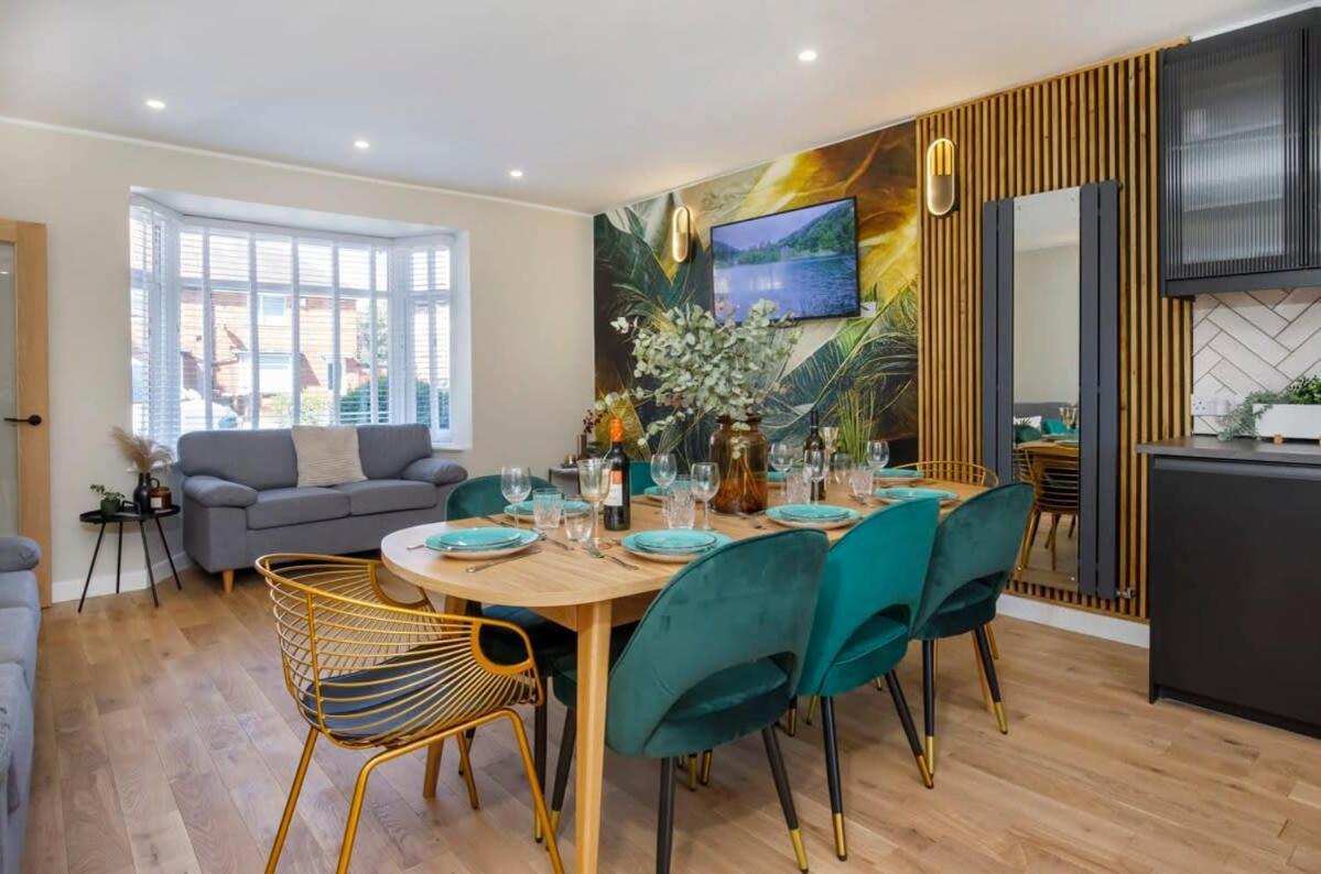Holiday home The Dodsworth Modern 4 Bedroom House, Sleeps 8 York