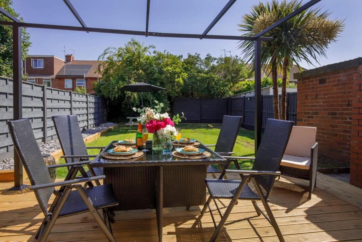 Holiday home The Dodsworth Modern 4 Bedroom House, Sleeps 8